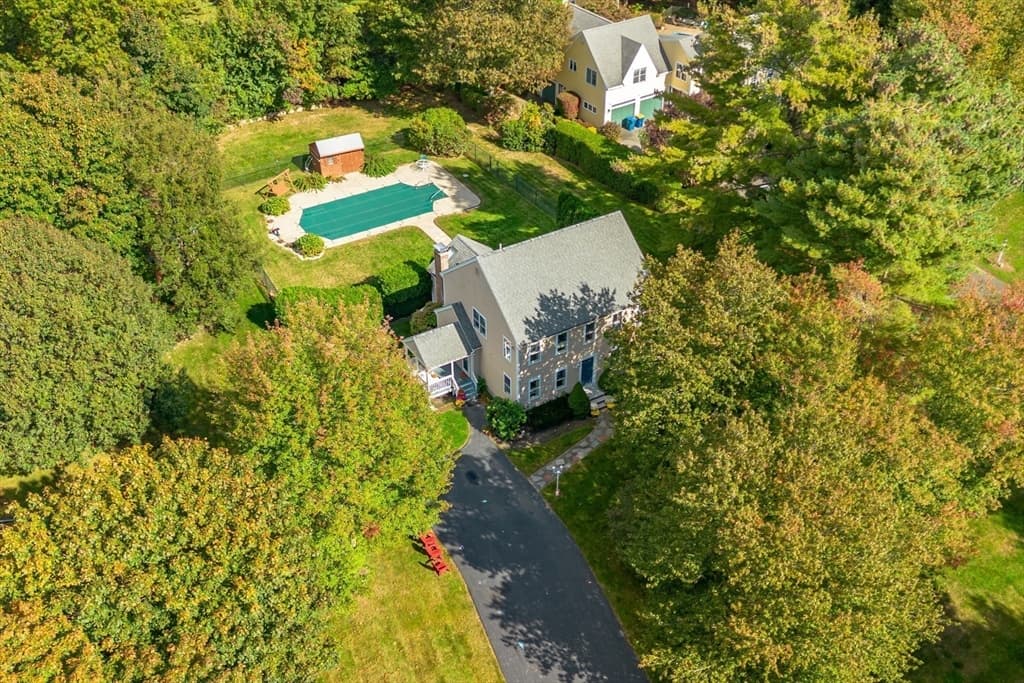 20 Country Farm Rd, East Bridgewater MA 02333 photo 2