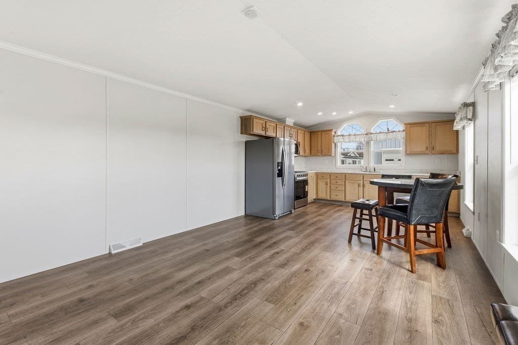 Mobile Home at 131 Washington St. # 50, Foxboro MA 02035, photo 6 of 11