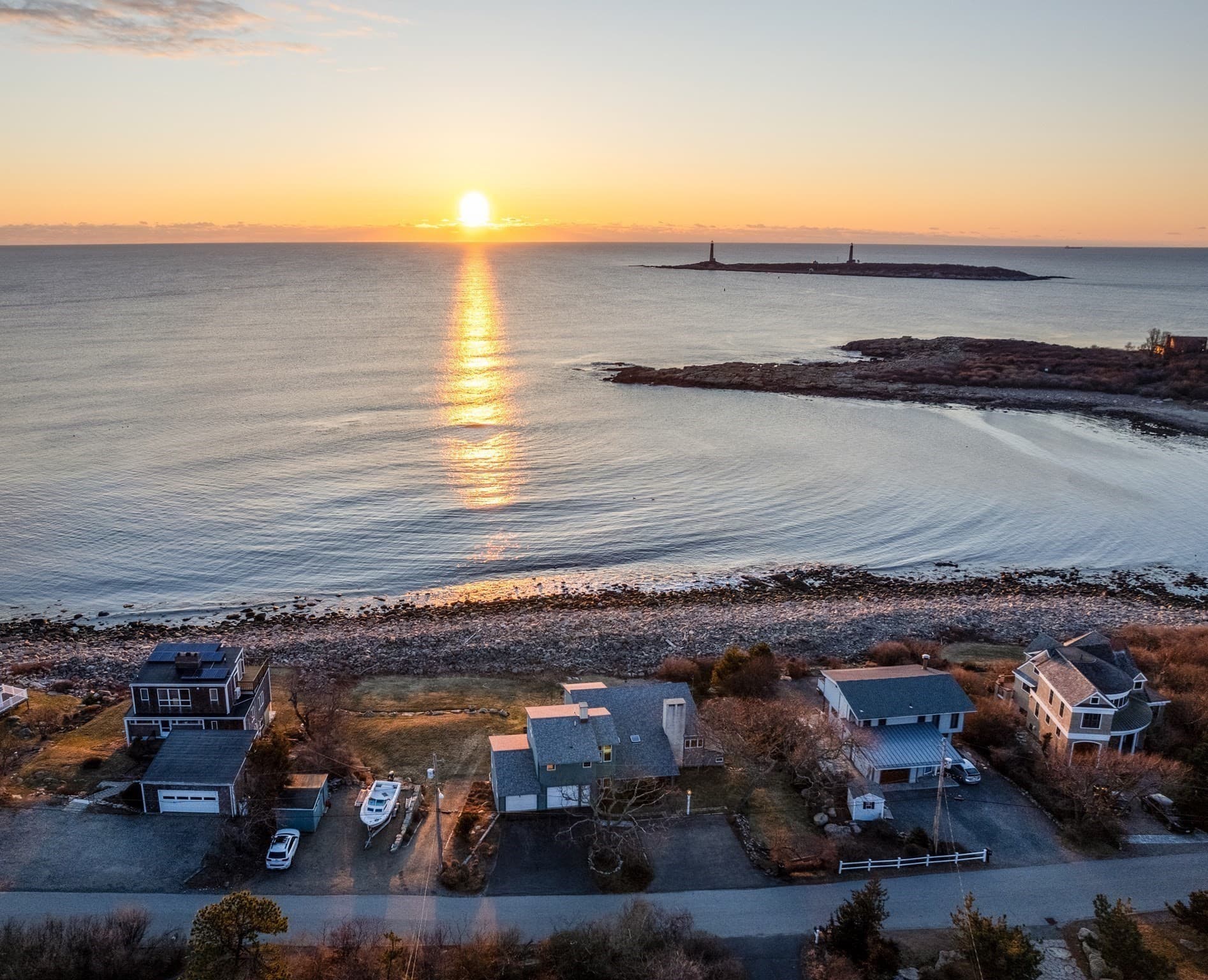 68 Eden Rd, Rockport MA 01966