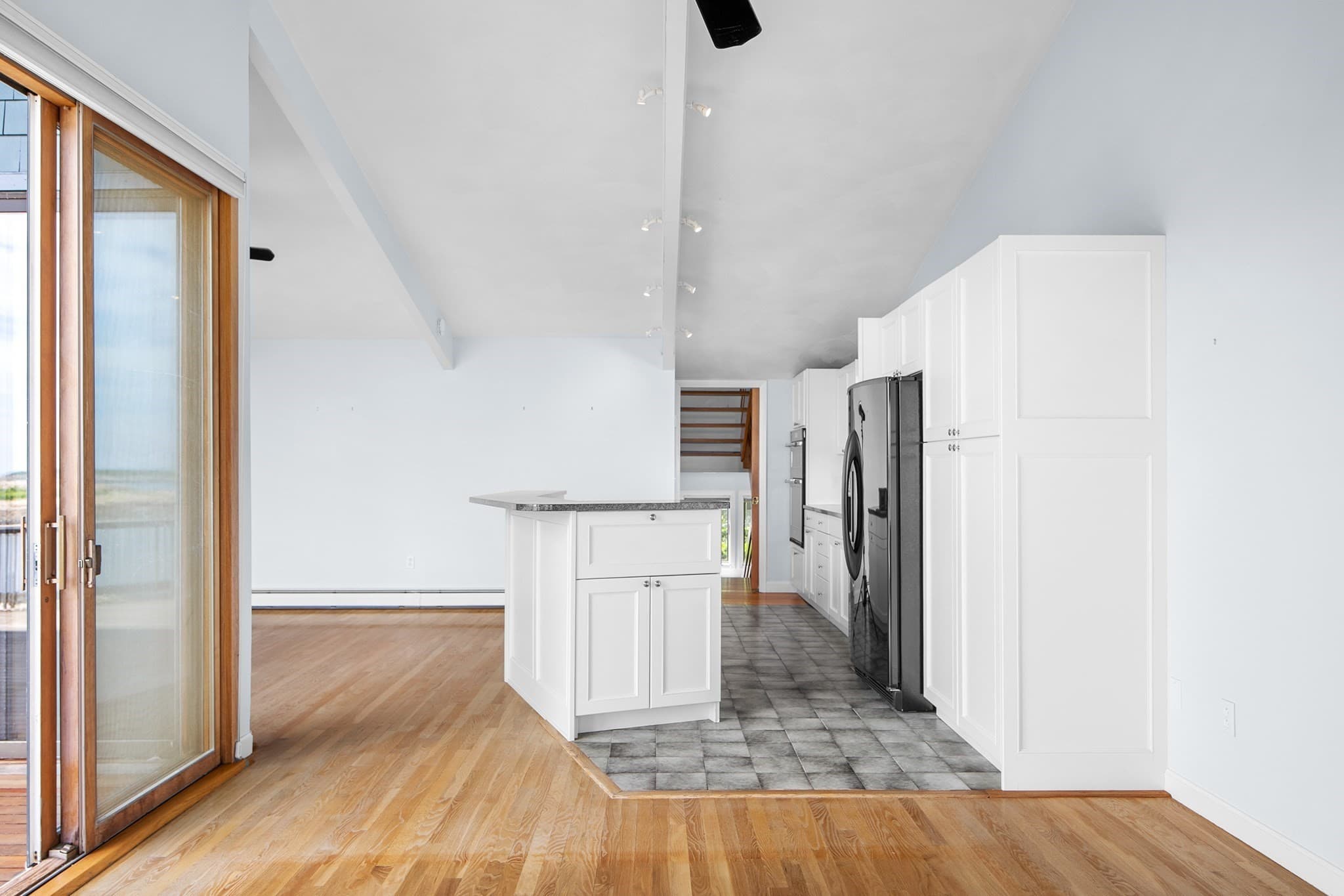 Single Family Residence at 68 Eden Rd, Rockport MA 01966, photo 11 of 31