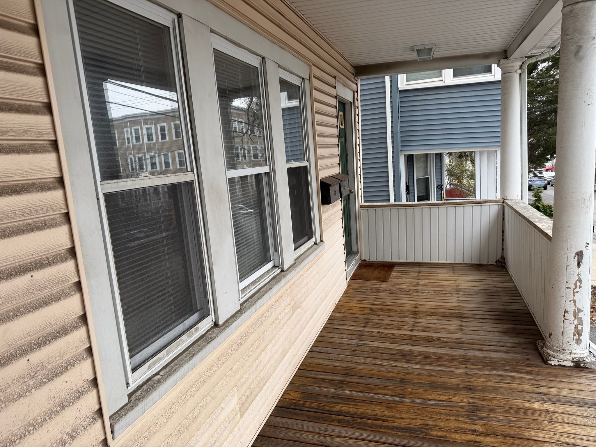 3 Family at 33-35 Sewall Street, Somerville MA 02145, photo 2 of 15