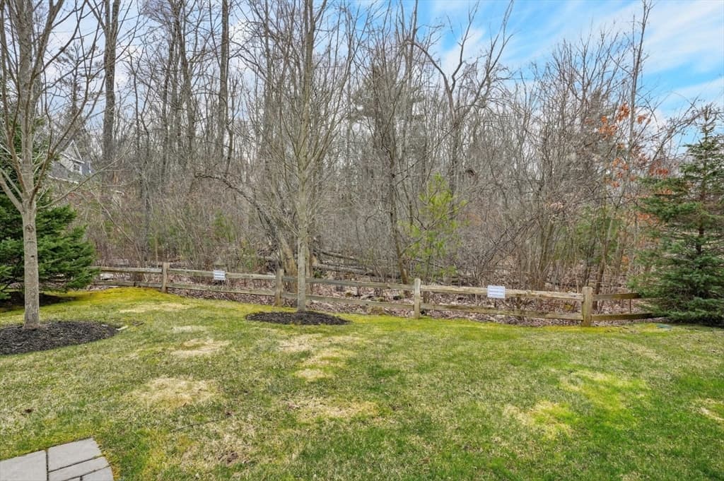 17 Stonebrook Ct, Southborough MA 01772 photo 2