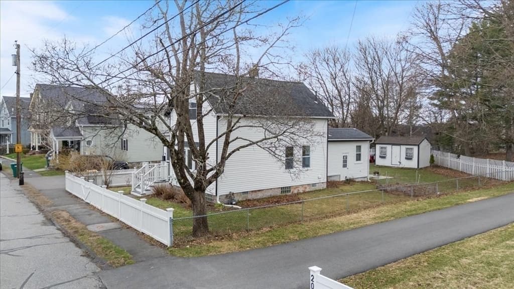 Single Family Residence at 18 Sherman Pl, Woburn MA 01801, Woburn, photo 36 of 40