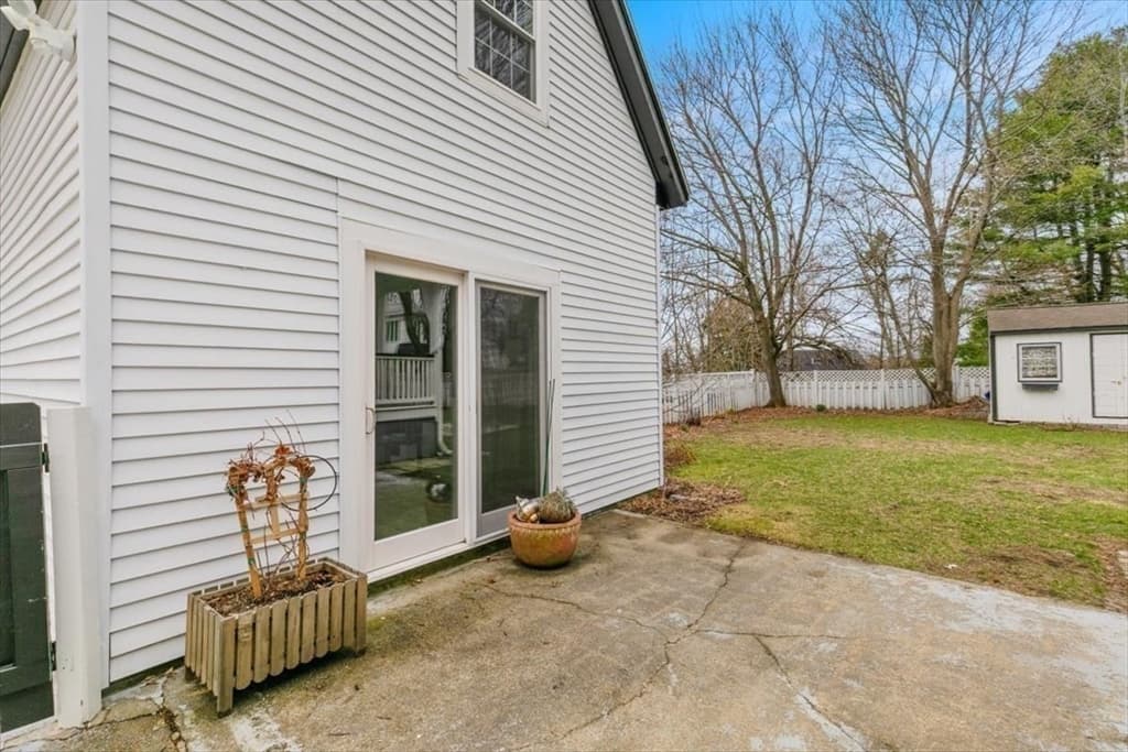 Single Family Residence at 18 Sherman Pl, Woburn MA 01801, Woburn, photo 28 of 40