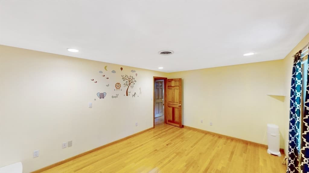 Single Family Residence at 22 Starview Dr, Sudbury MA 01776, photo 22 of 40