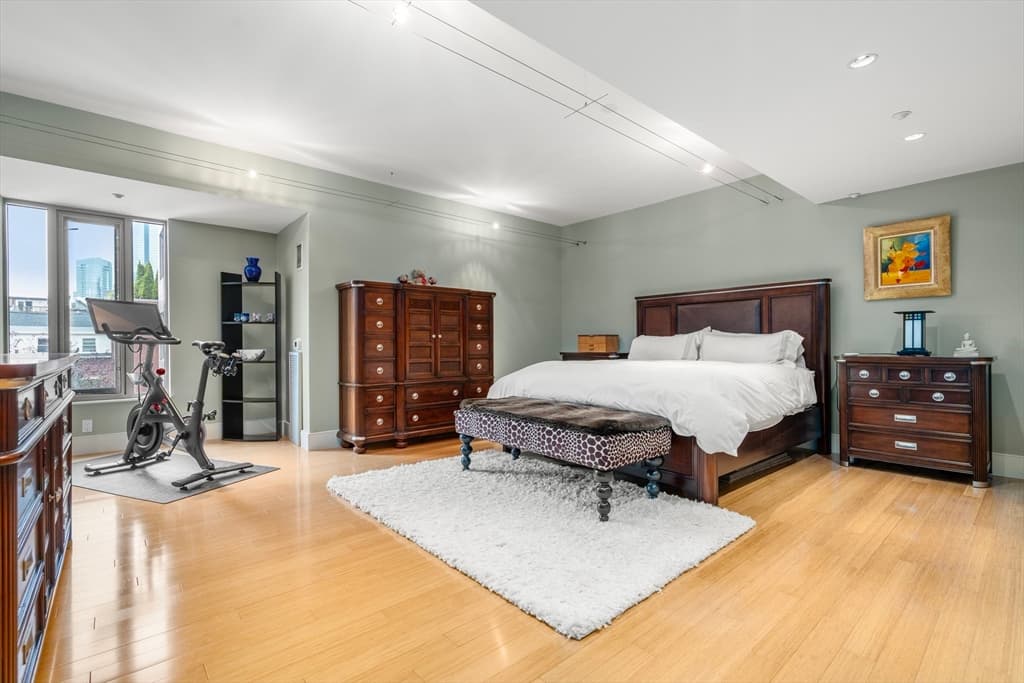 Condominium at 1313 Washington St # 330, Boston MA 02118, photo 17 of 37