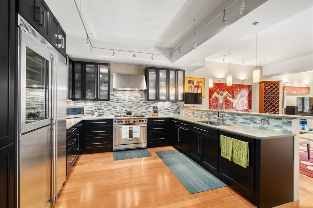 Condominium at 1313 Washington St # 330, Boston MA 02118, photo 7 of 37
