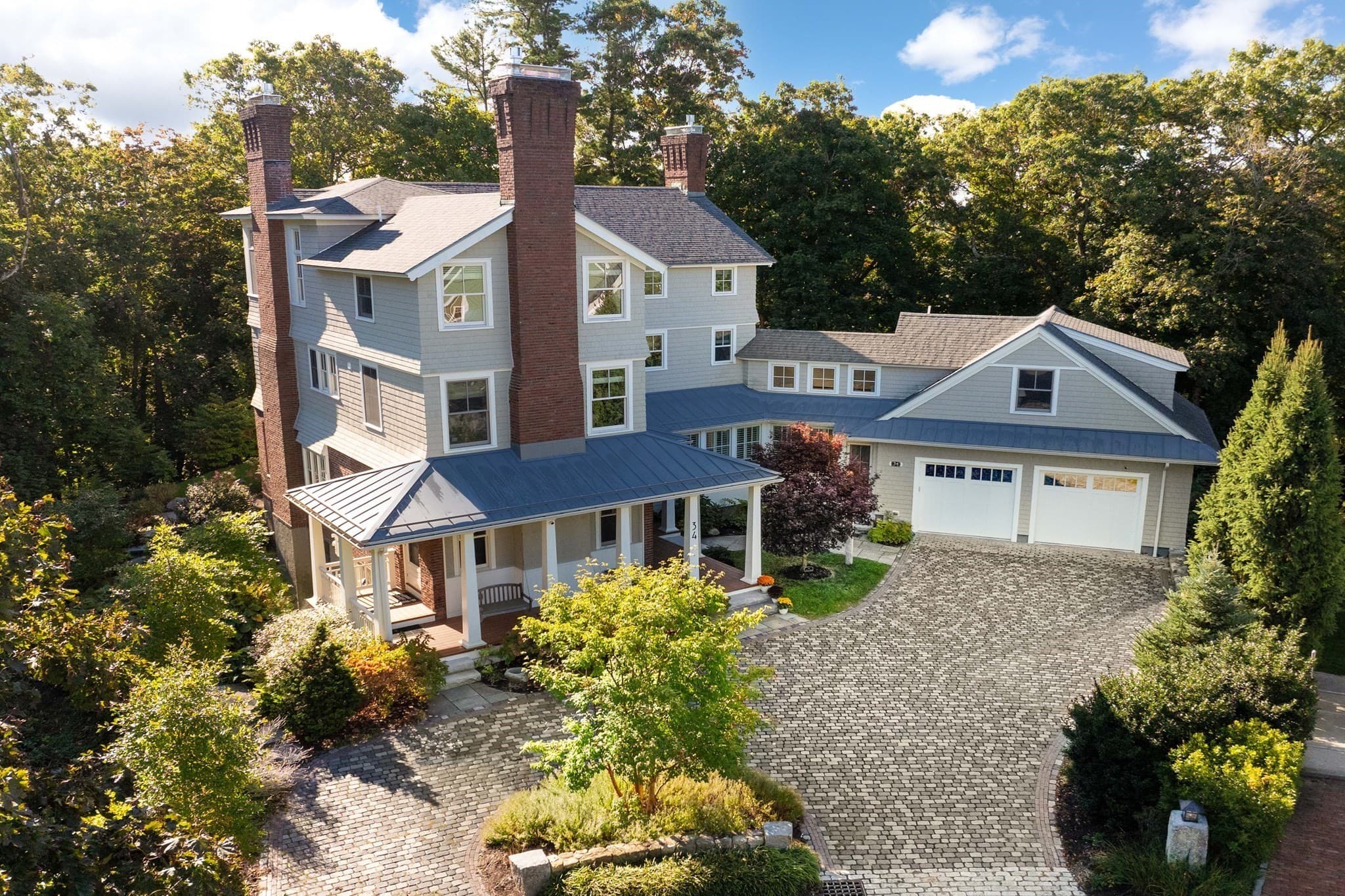 34 Pilgrim Rd, Newton MA 02468