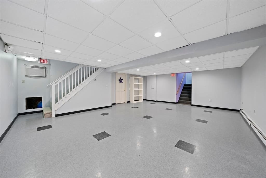 Single Family Residence at 1221 Ocean Street, Marshfield MA 02050, photo 29 of 38