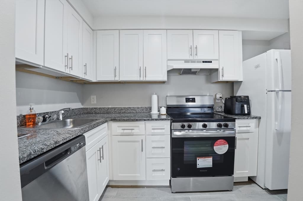 180 Main Street # B34, Bridgewater MA 02324 photo 9