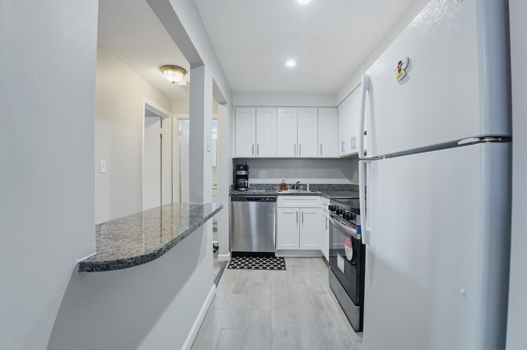 180 Main Street # B34, Bridgewater MA 02324 photo 10