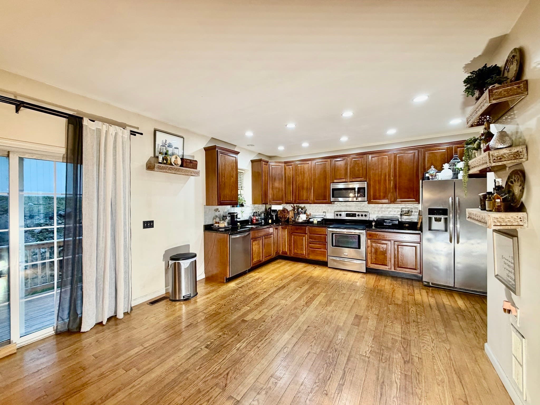 Condominium at 10 Milton Ridge Road # 10, Lynn MA 01902, photo 12 of 37