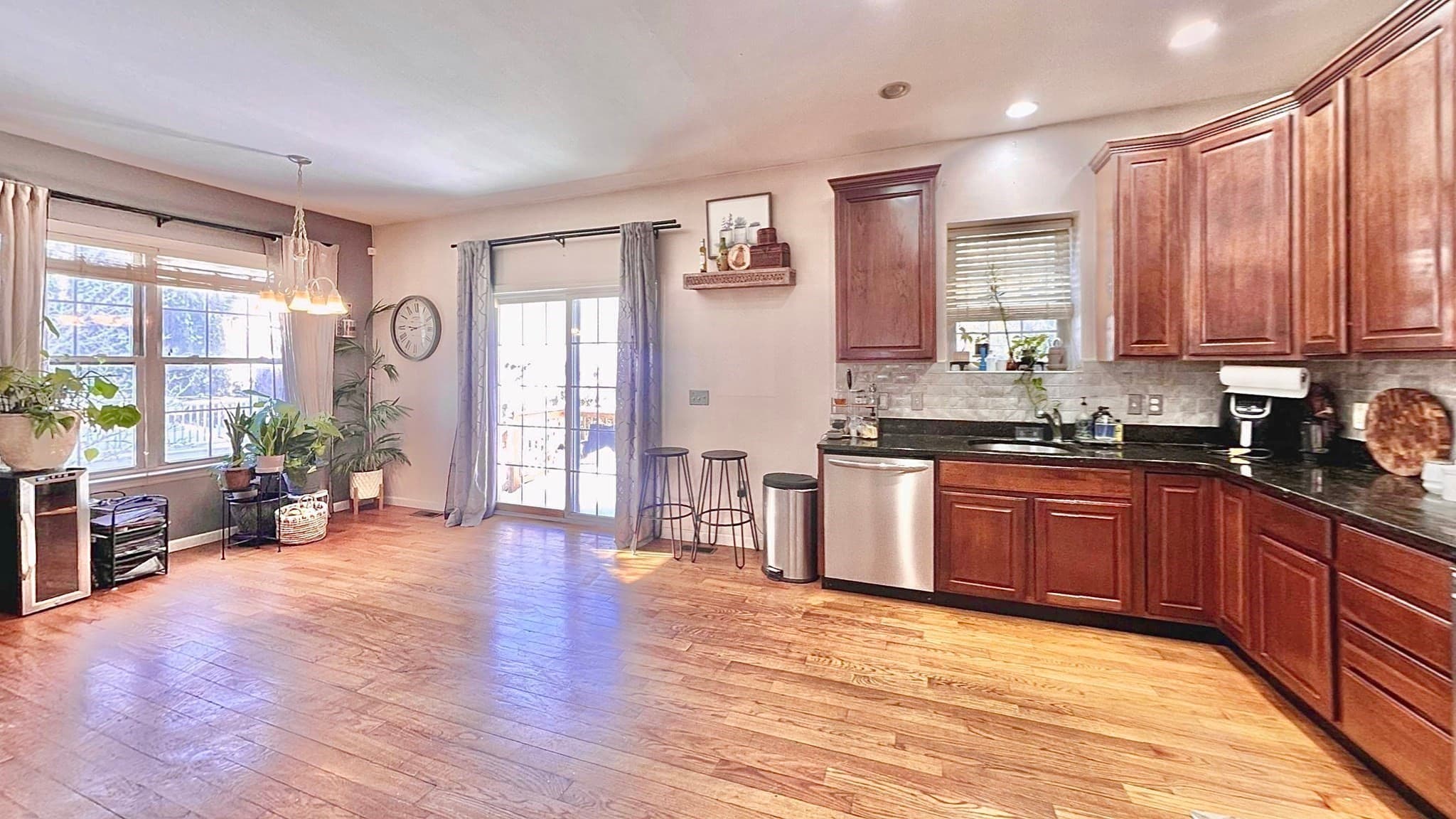 Condominium at 10 Milton Ridge Road # 10, Lynn MA 01902, photo 5 of 37