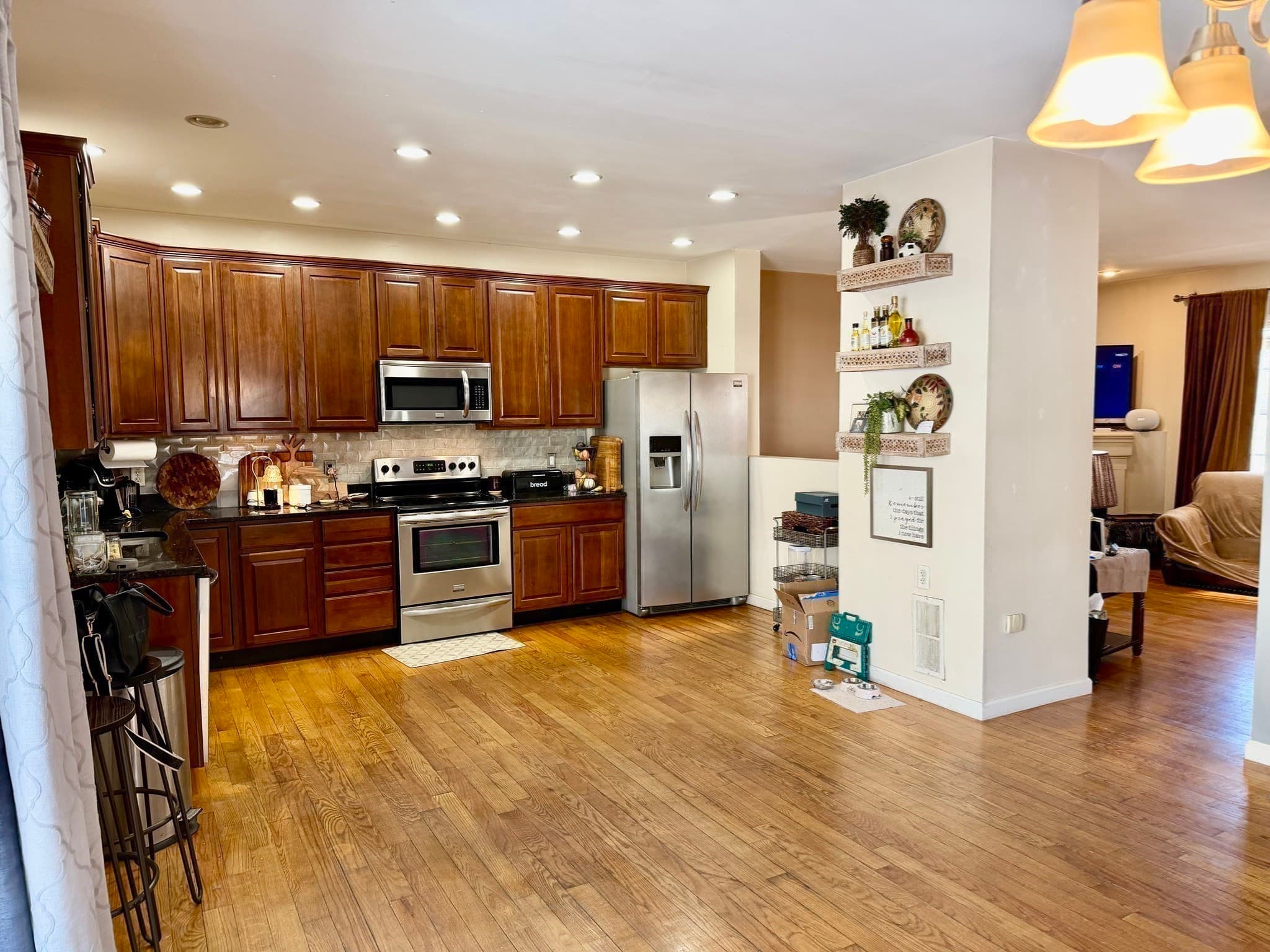 Condominium at 10 Milton Ridge Road # 10, Lynn MA 01902, photo 8 of 37