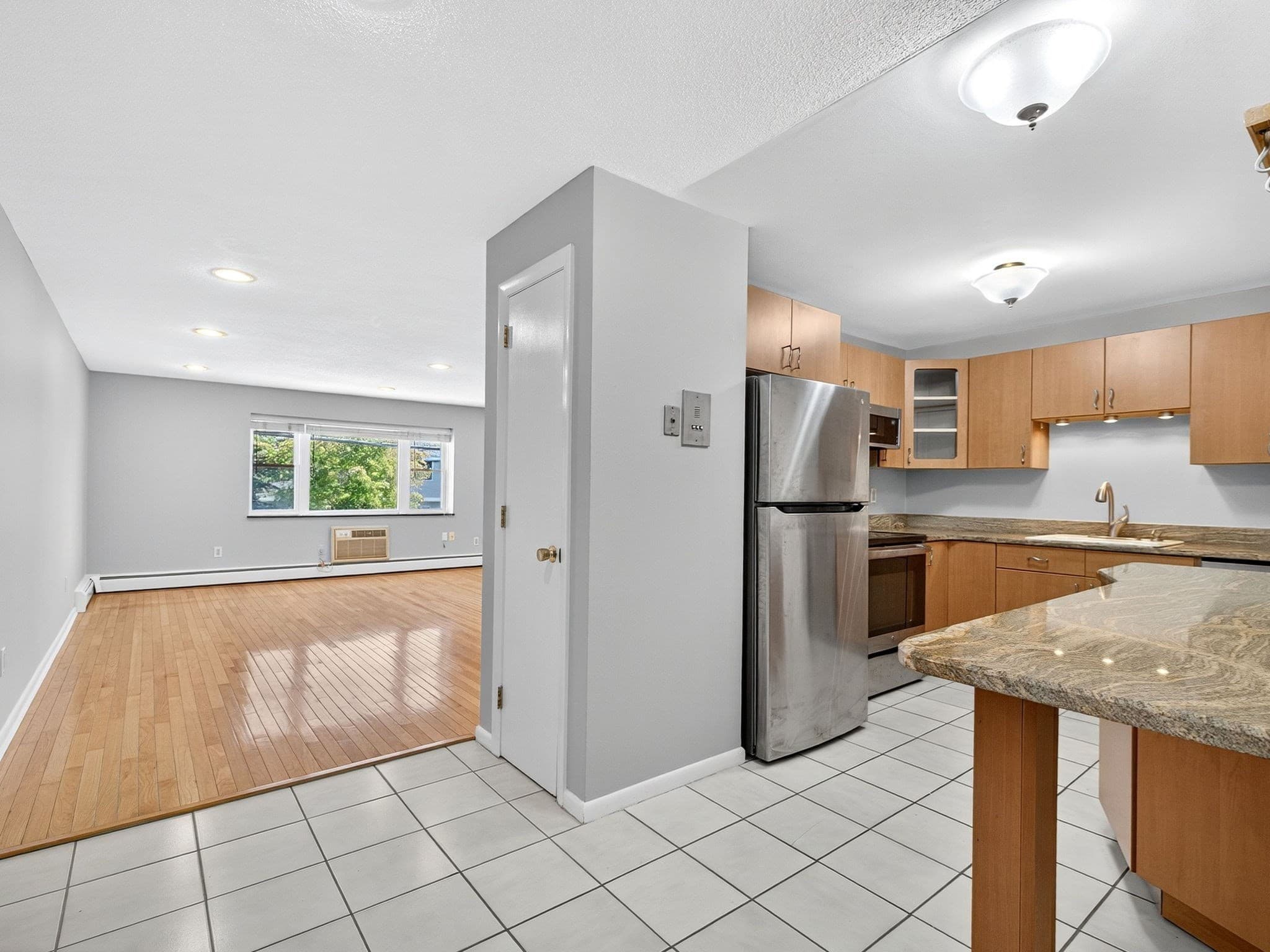 Condominium at 2323 Washington St # 6, Newton MA 02462, Newton, photo 2 of 22