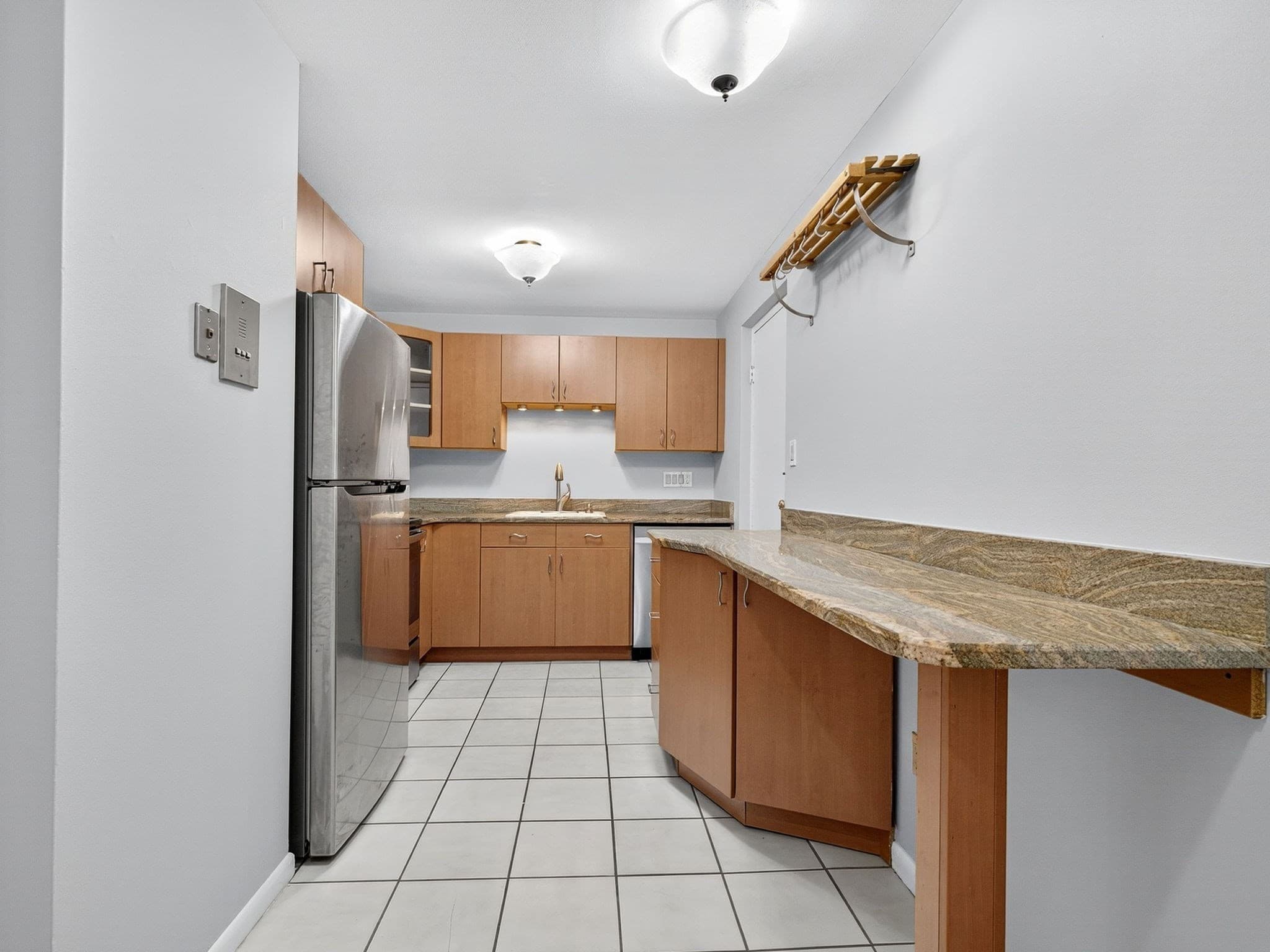 Condominium at 2323 Washington St # 6, Newton MA 02462, Newton, photo 3 of 22