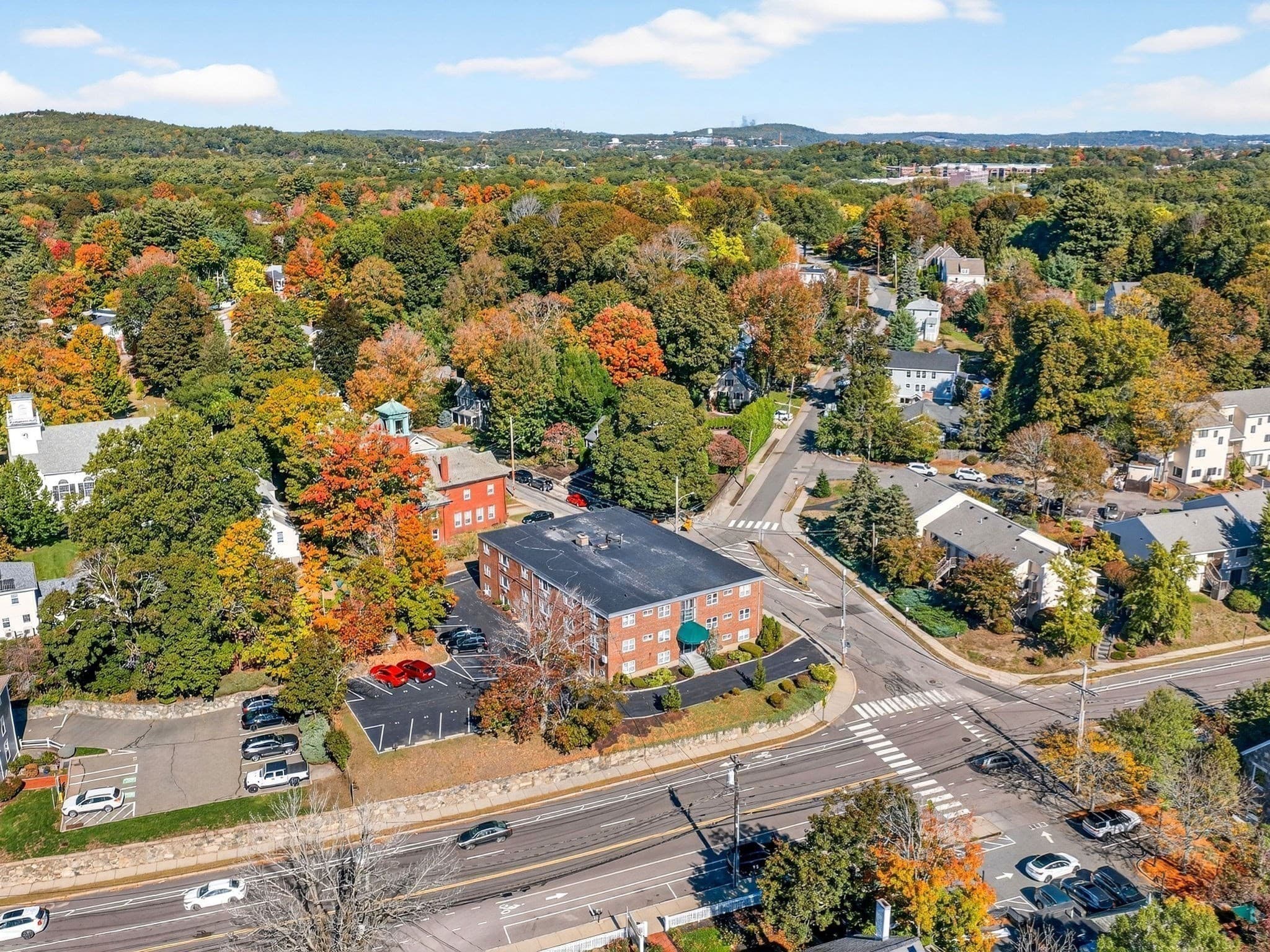 2323 Washington St # 6, Newton MA 02462