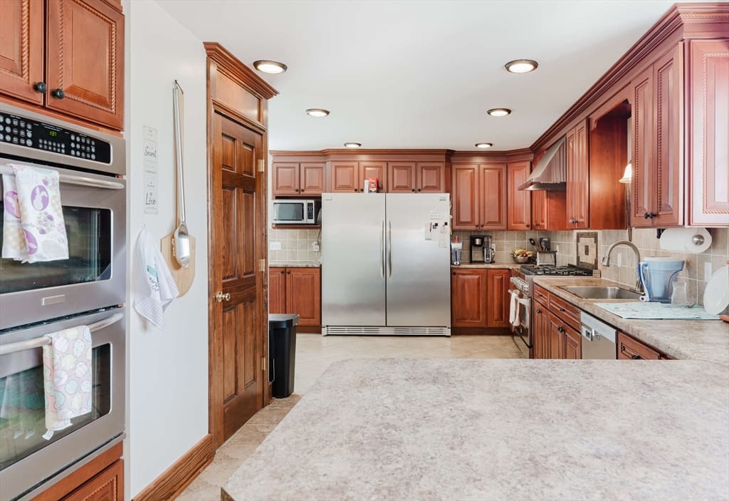 6 Middlefield Pl, Acushnet MA 02743 photo 22