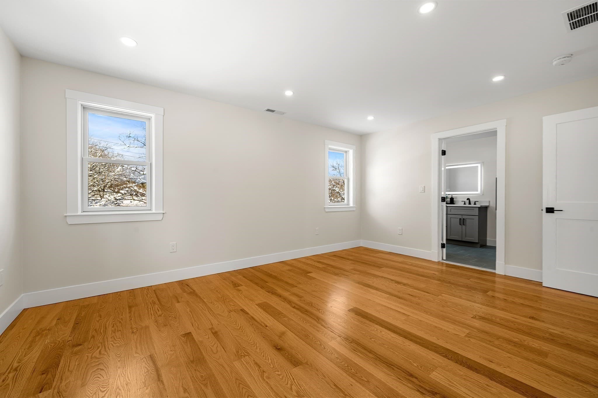 Condominium at 35 Neillian Way # 35A, Bedford MA 01730, photo 12 of 30