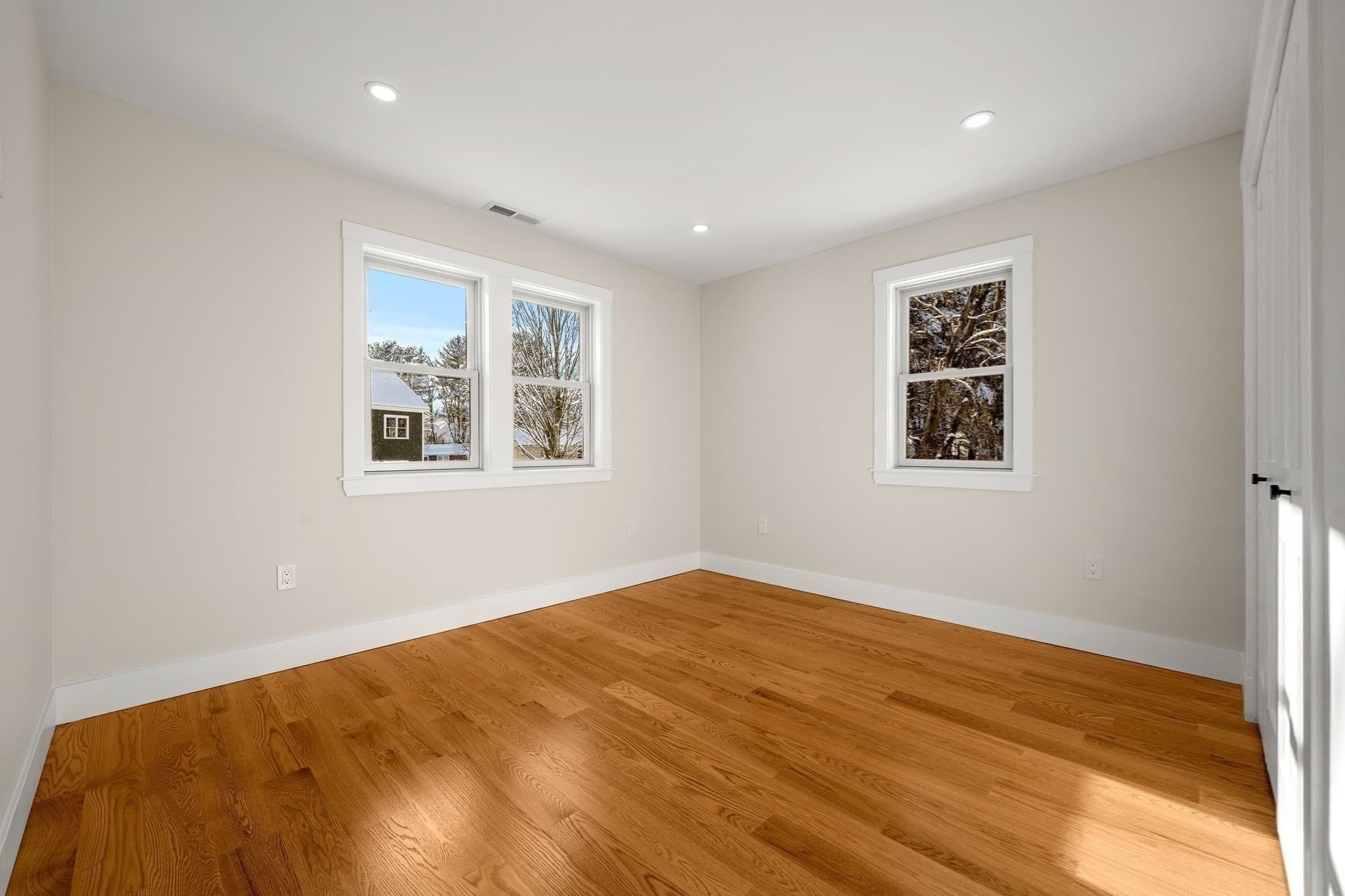 Condominium at 35 Neillian Way # 35A, Bedford MA 01730, photo 18 of 30
