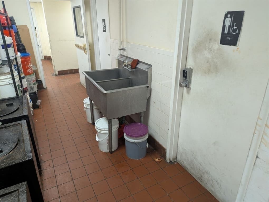 2 Confidential, Boston MA 02115 photo 16