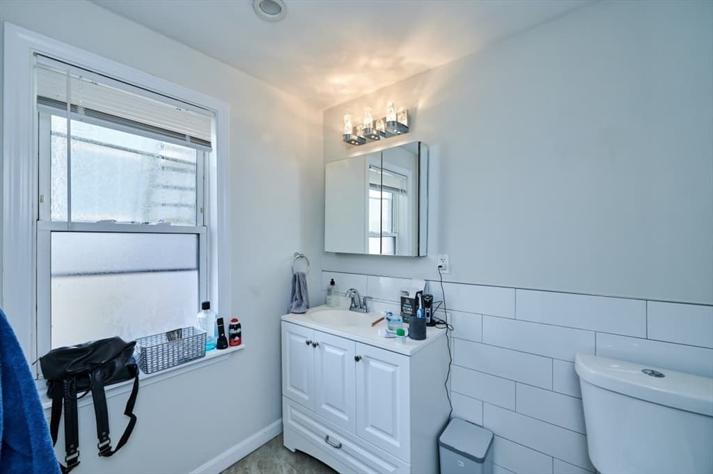 5+ Family - 5+ Units Up/Down at 241-243 E St, Boston MA 02127, photo 10 of 16