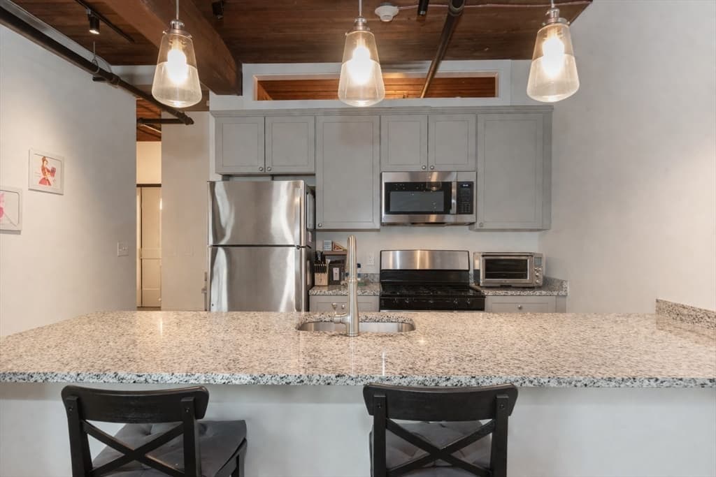 55 Sterling St # 305, Clinton MA 01510 photo 6