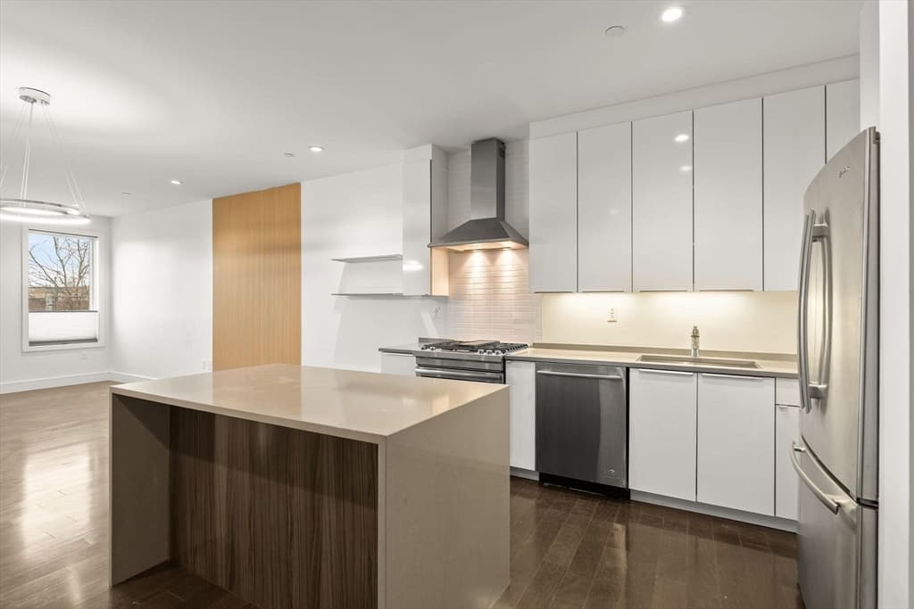 Condominium at 2 W 6th St # 108, Boston MA 02127, photo 7 of 20