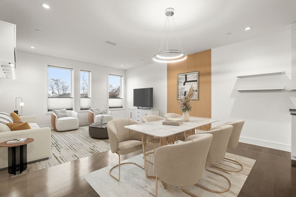 Condominium at 2 W 6th St # 108, Boston MA 02127, photo 3 of 20