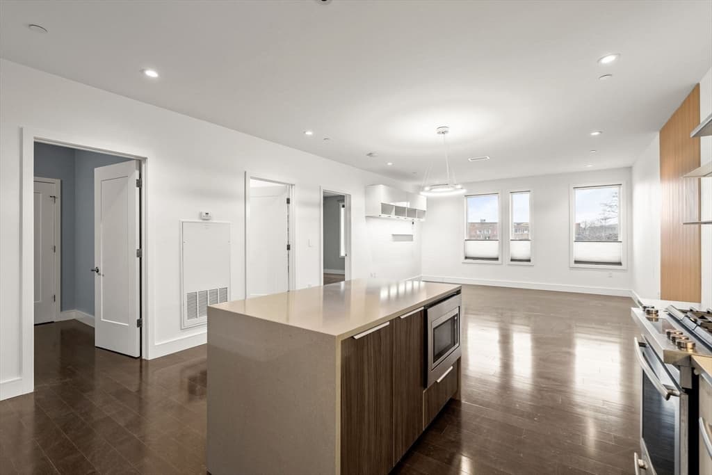 Condominium at 2 W 6th St # 108, Boston MA 02127, photo 5 of 20