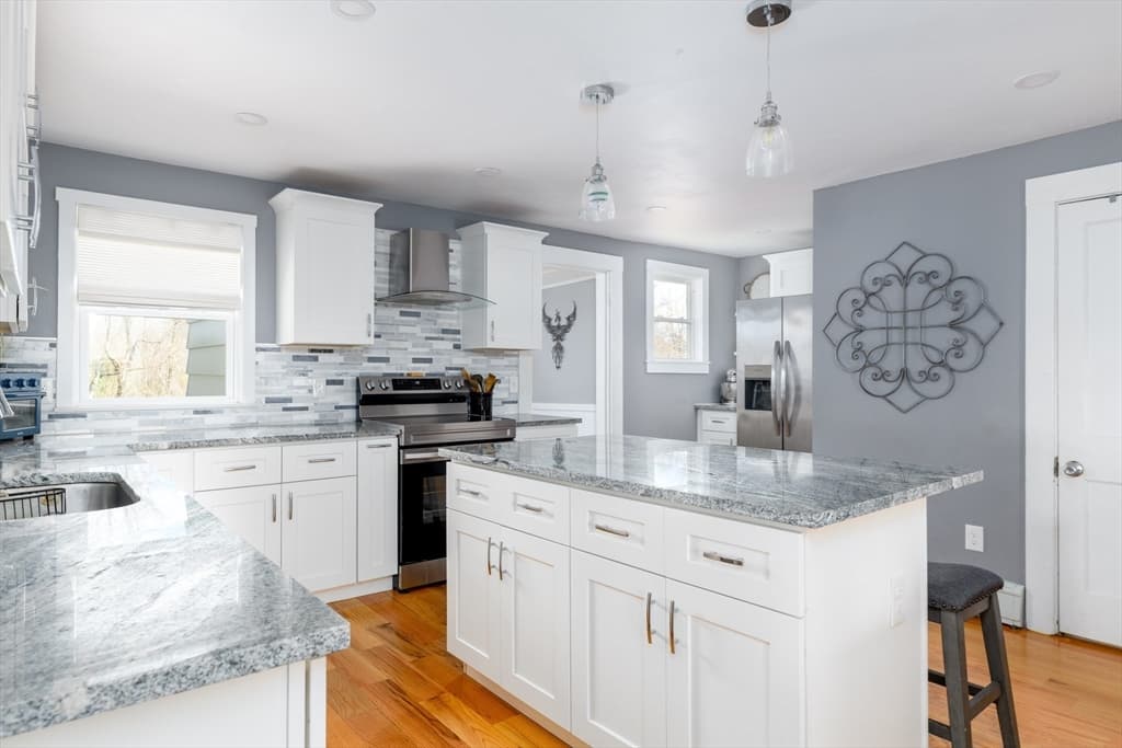188 Princeton St, Holden MA 01520 photo 5