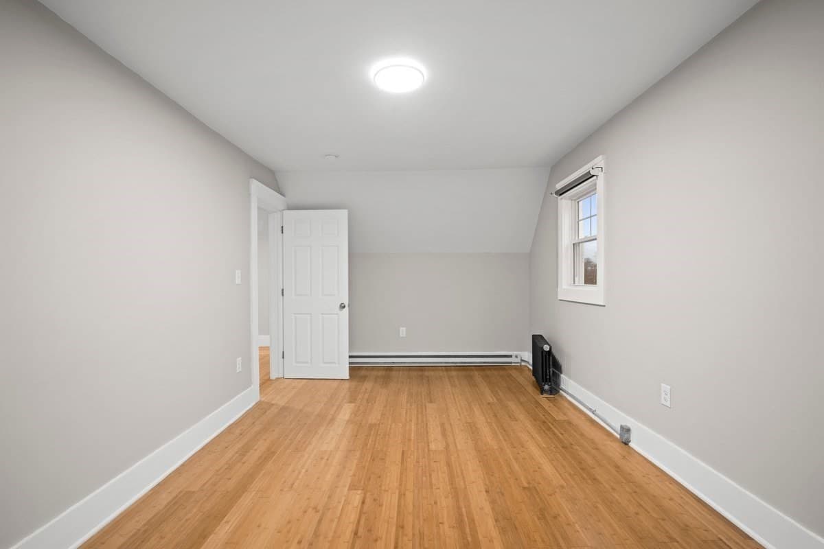 Single Family Residence at 7 Chadwick St, Worcester MA 01605, photo 23 of 40