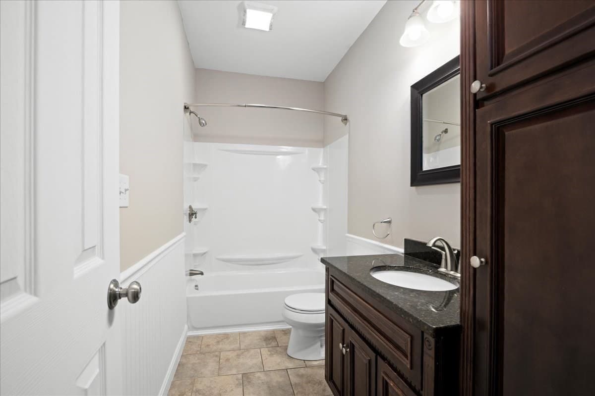 Single Family Residence at 7 Chadwick St, Worcester MA 01605, photo 17 of 40