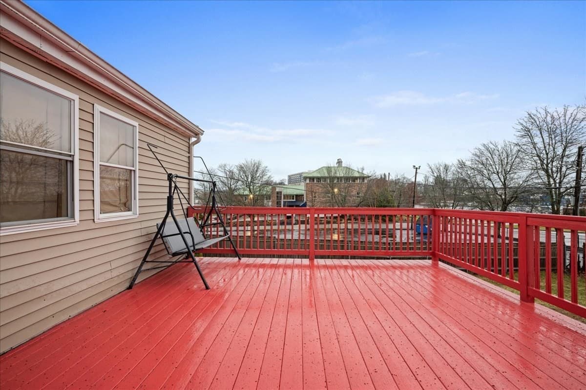 Single Family Residence at 7 Chadwick St, Worcester MA 01605, photo 30 of 40