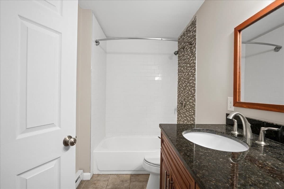 Single Family Residence at 7 Chadwick St, Worcester MA 01605, photo 18 of 40
