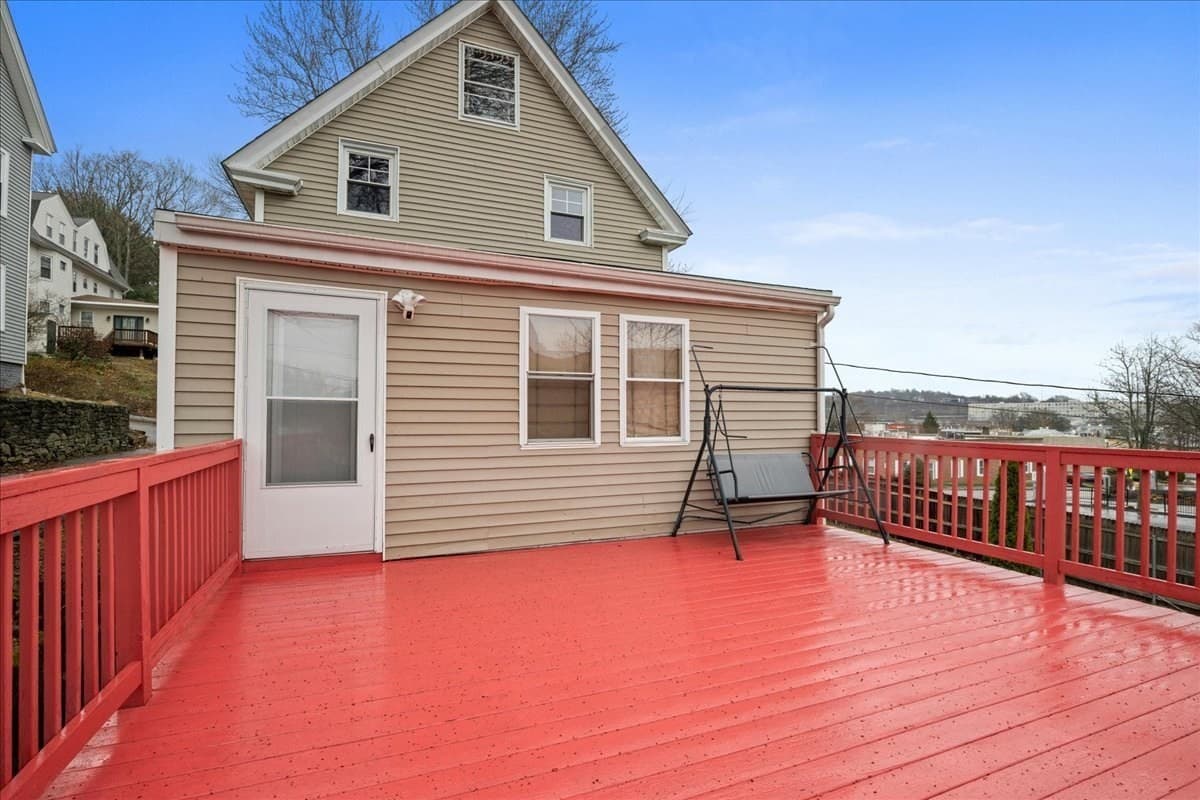 Single Family Residence at 7 Chadwick St, Worcester MA 01605, photo 29 of 40