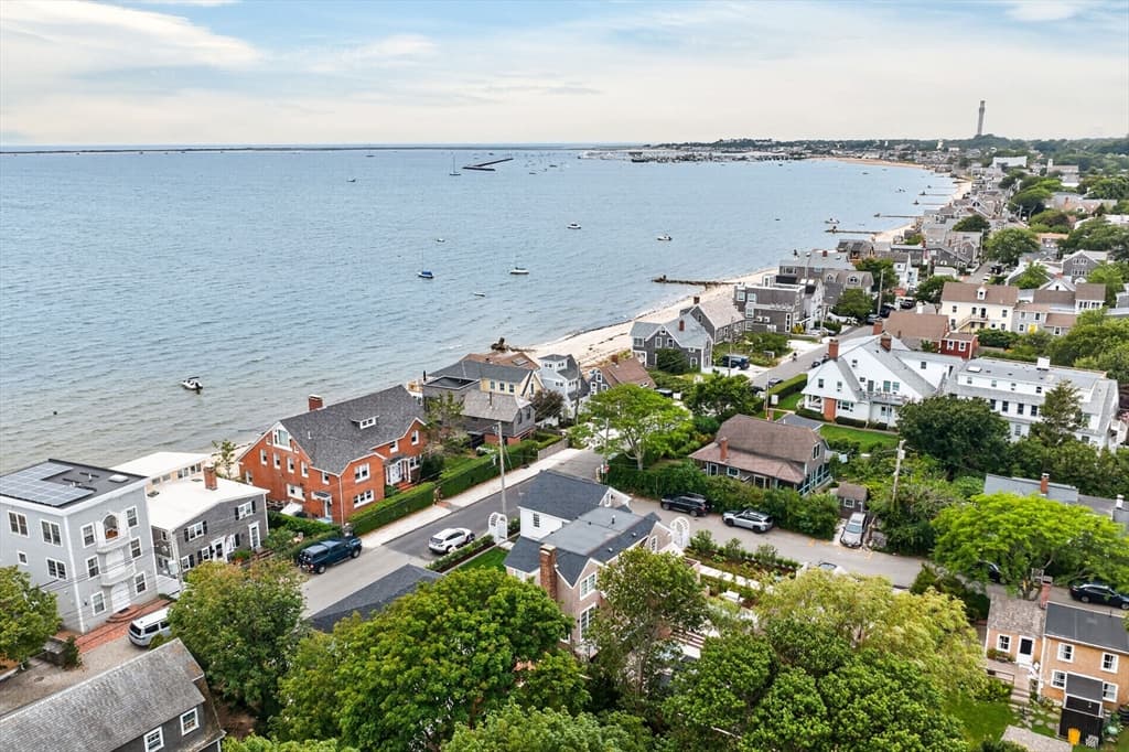 624 Commercial Street, Provincetown MA 02657 photo 8