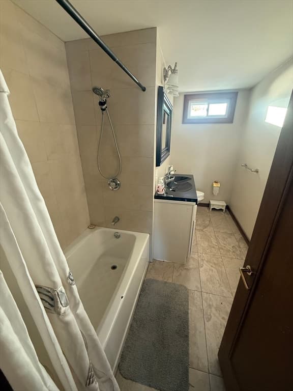 Single Family Residence at 271 Central Ave, Scituate MA 02047, photo 15 of 18