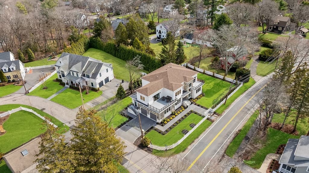 Single Family Residence at 5 Colonial Rd, Needham MA 02492, photo 2 of 36