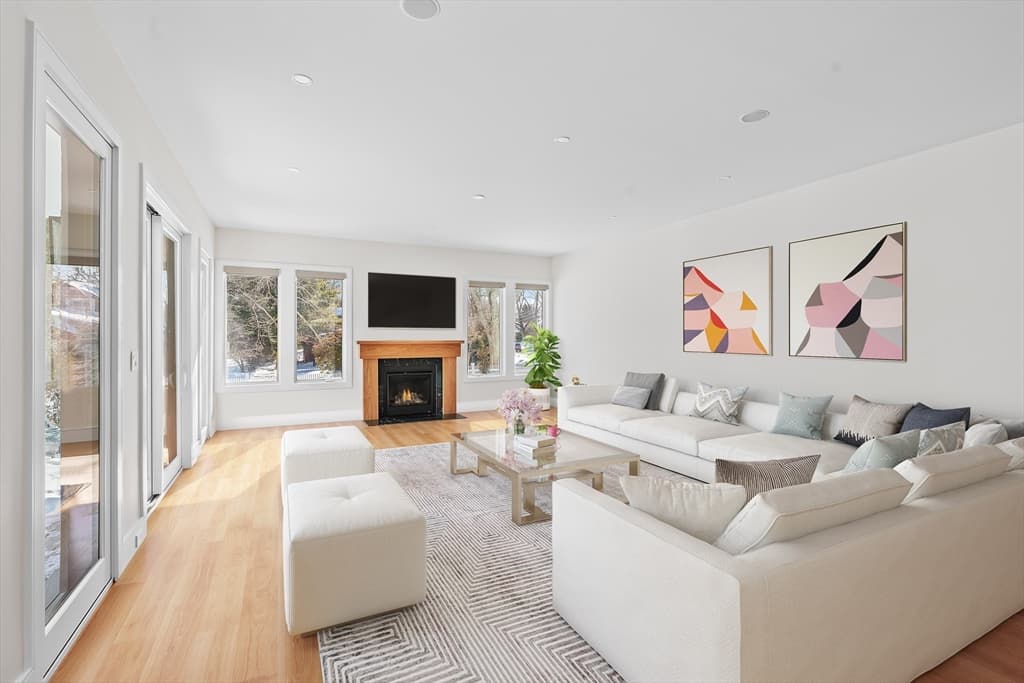 Single Family Residence at 5 Colonial Rd, Needham MA 02492, photo 6 of 36