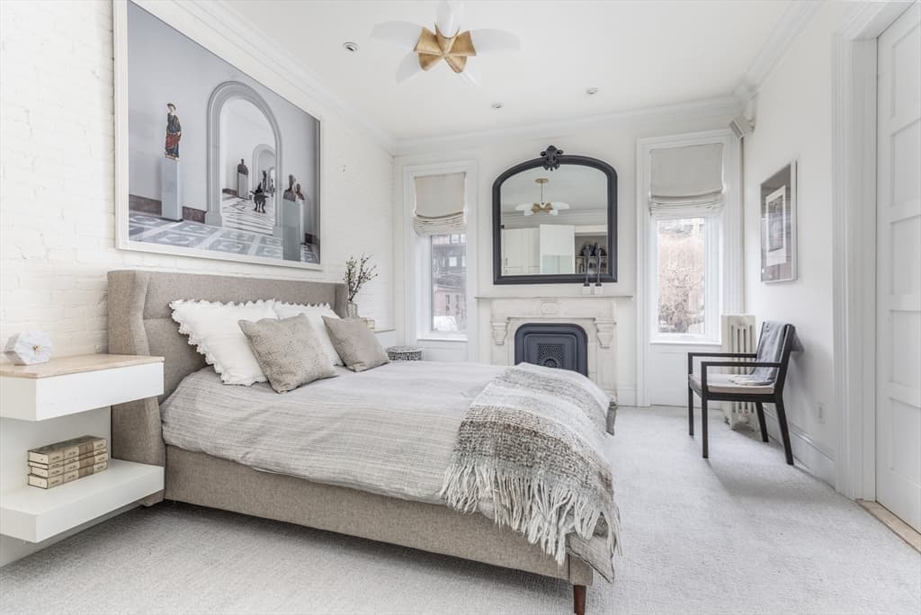 Single Family Residence at 13 Wellington St, Boston MA 02118, photo 5 of 17