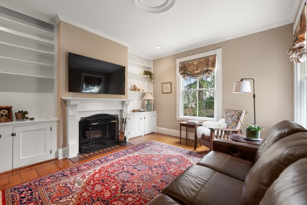 213 School St, Milton MA 02186 photo 8
