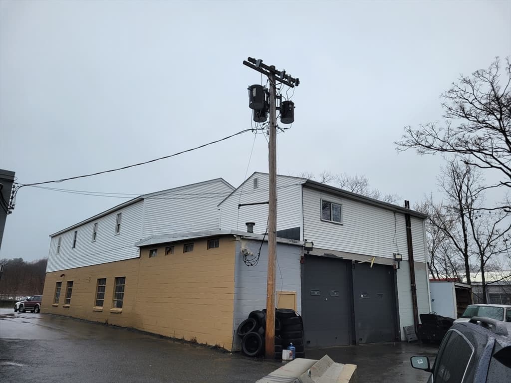 585 Park Ave, Worcester MA 01603