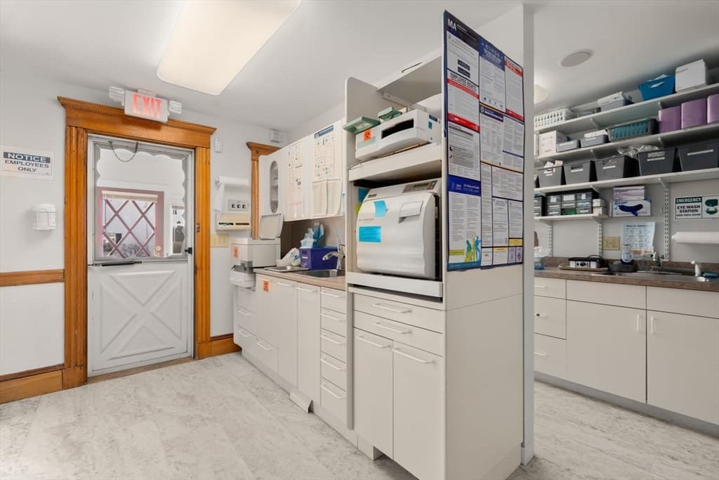 826 Broadway, Everett MA 02149 photo 19