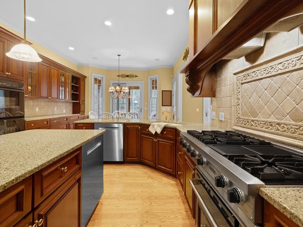 Single Family Residence at 14 Old Hickory Path, Westborough MA 01581, Westborough, photo 16 of 42