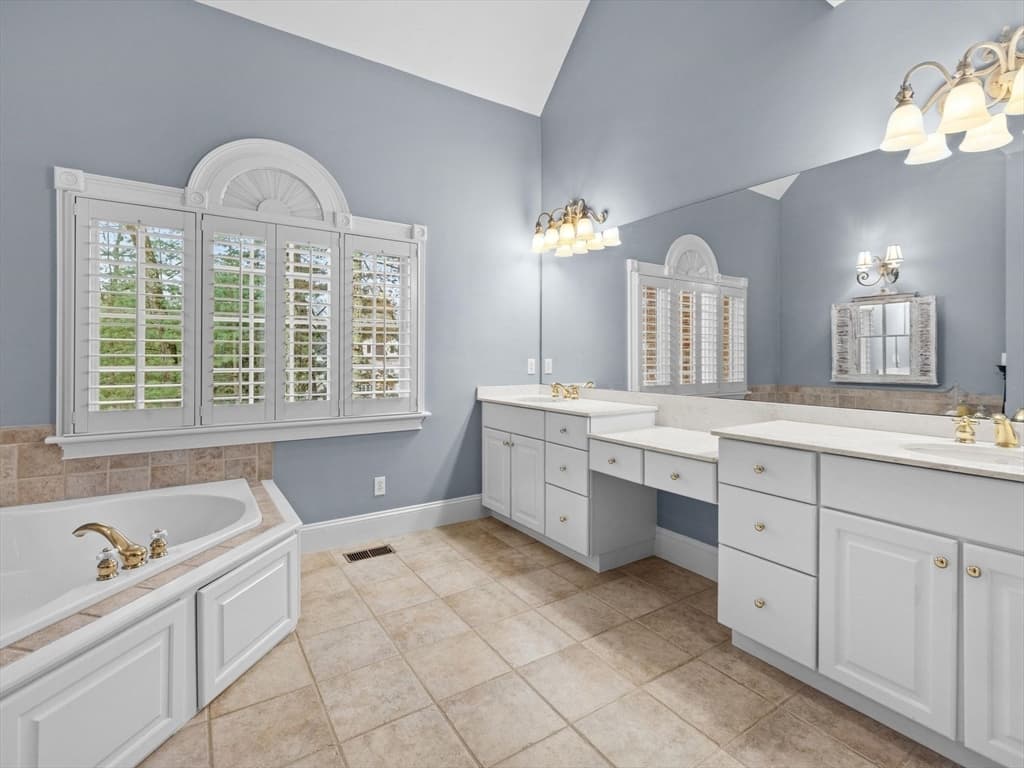 Single Family Residence at 14 Old Hickory Path, Westborough MA 01581, Westborough, photo 28 of 42