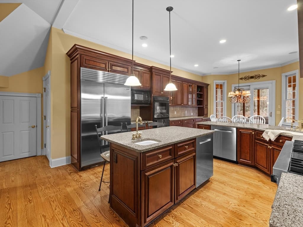 Single Family Residence at 14 Old Hickory Path, Westborough MA 01581, Westborough, photo 14 of 42