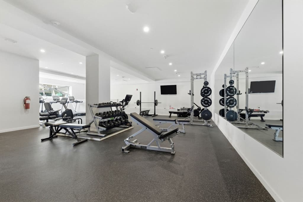 Condominium at 457 West Broadway # 506, Boston MA 02127, Boston, photo 33 of 37
