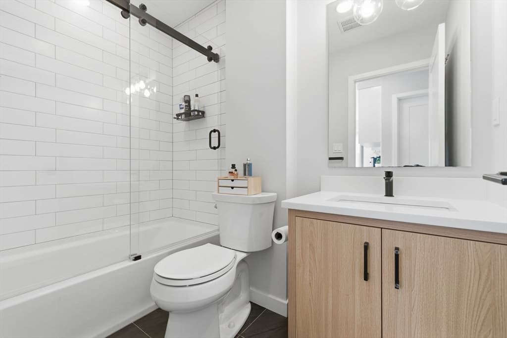 Condominium at 457 West Broadway # 506, Boston MA 02127, Boston, photo 21 of 37