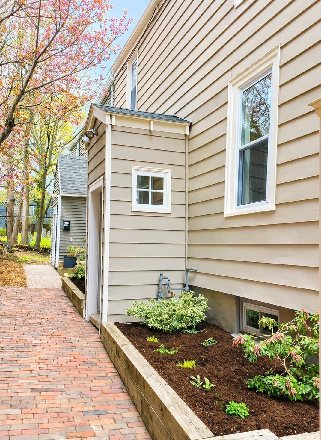 Single Family Residence at 18R Polk Street, Boston MA 02129, Boston, photo 19 of 19